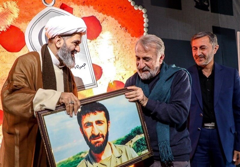 مهران رجبی :  پهلوی‌ها ایران را غارت و ولی‌فقیه کشور را حفظ کرد