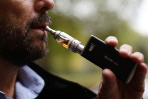 کاهش قدرت باروری مردان با مصرف «دخانیات» و «ویپ»